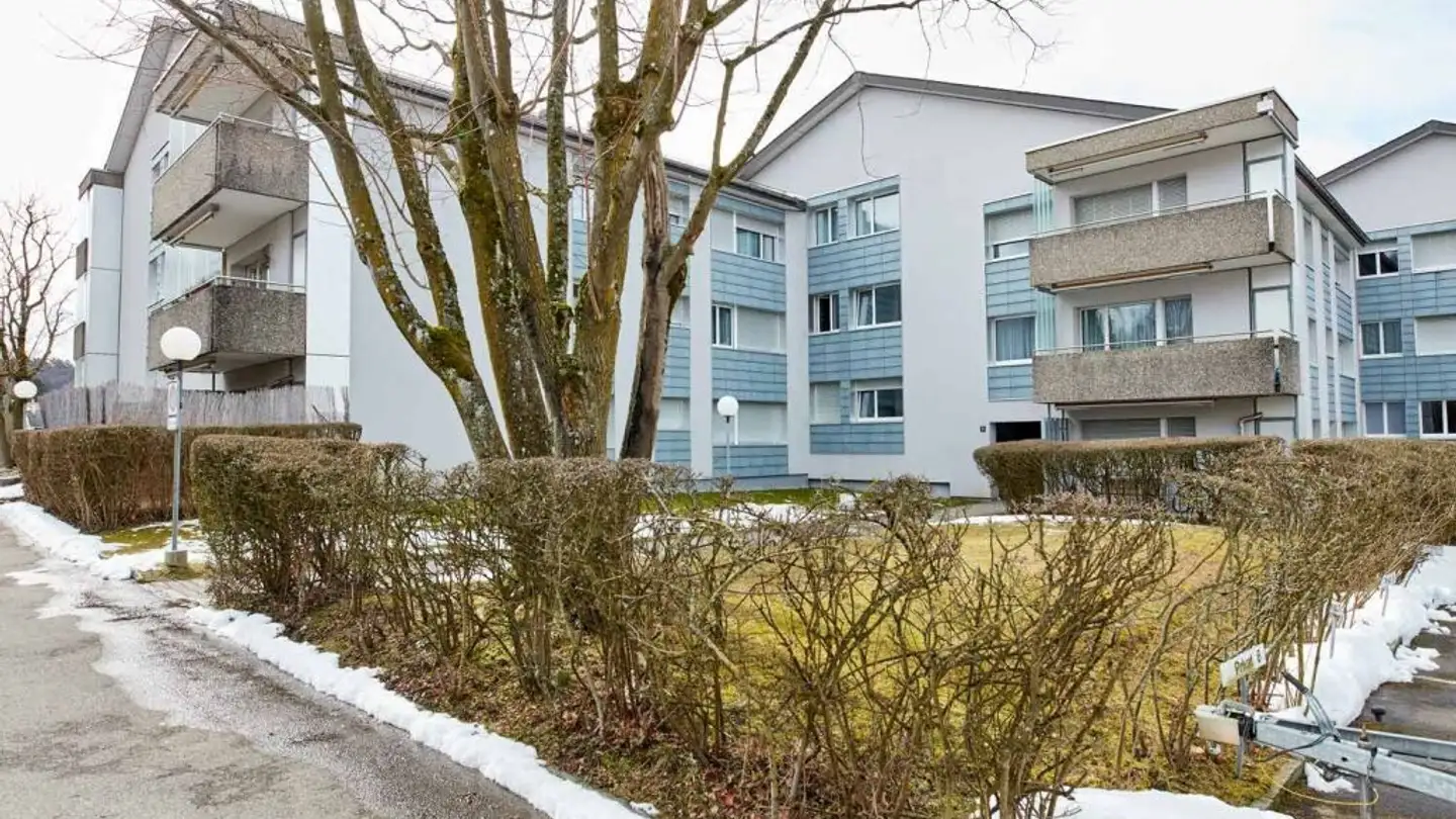 Überdachter Motorradparkplatz mieten - Pappelweg 2a, 3072 Ostermundigen