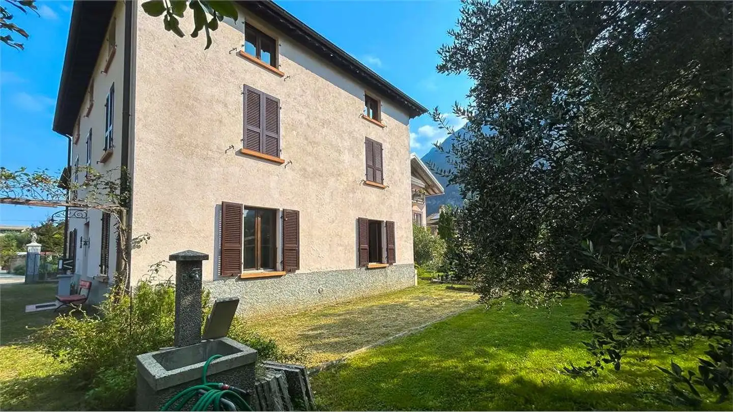 Villa in vendita - Via Monsignor Sesti, 6826 Riva San Vitale