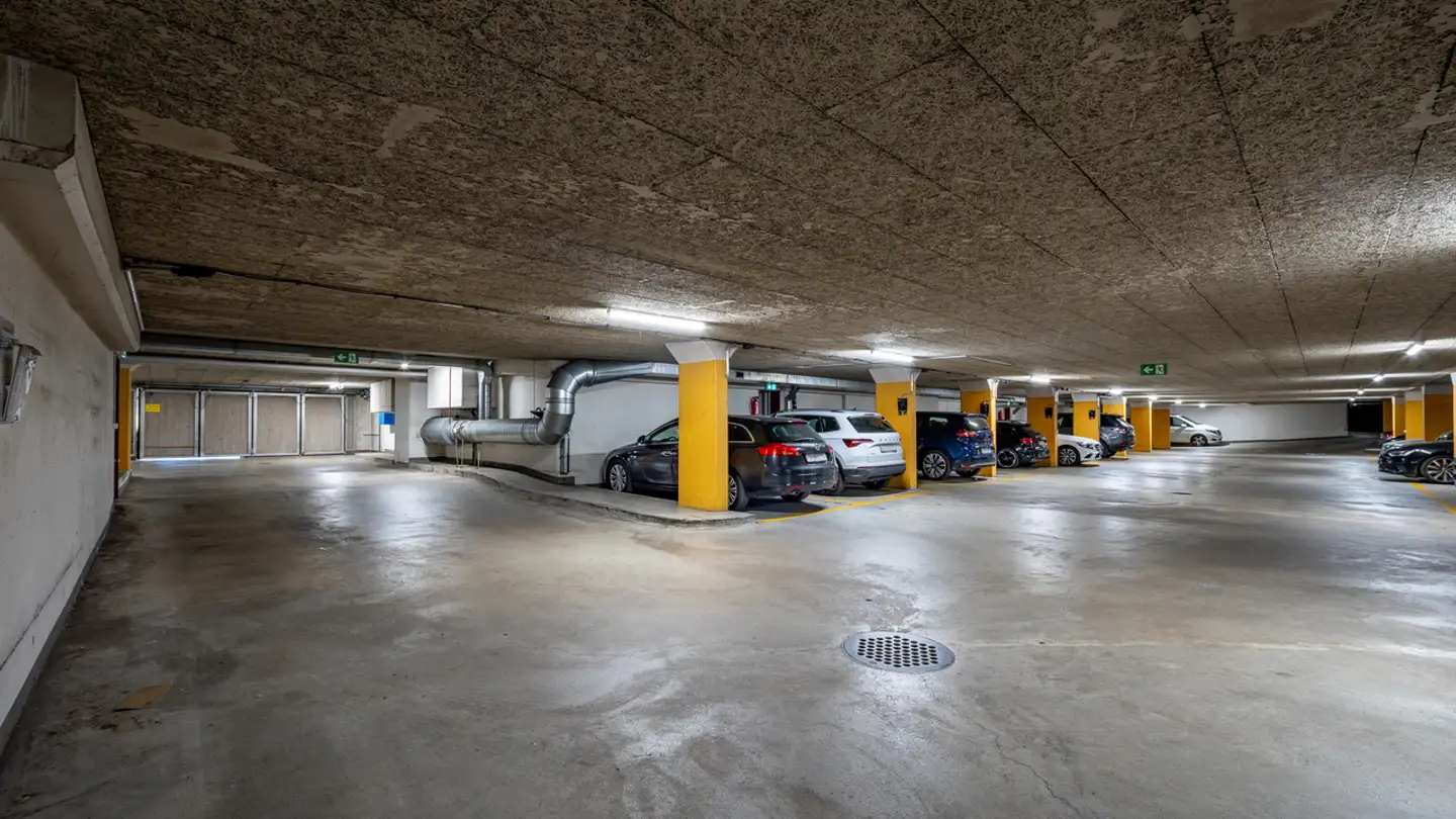 Underground parking space for rent - Heiselstrasse, 8155 Niederhasli - Photo 2