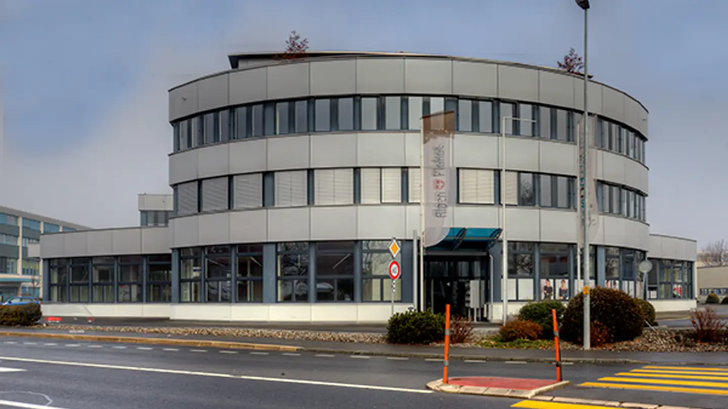 Bureau à louer - Bösch 80a, 6331 Hünenberg