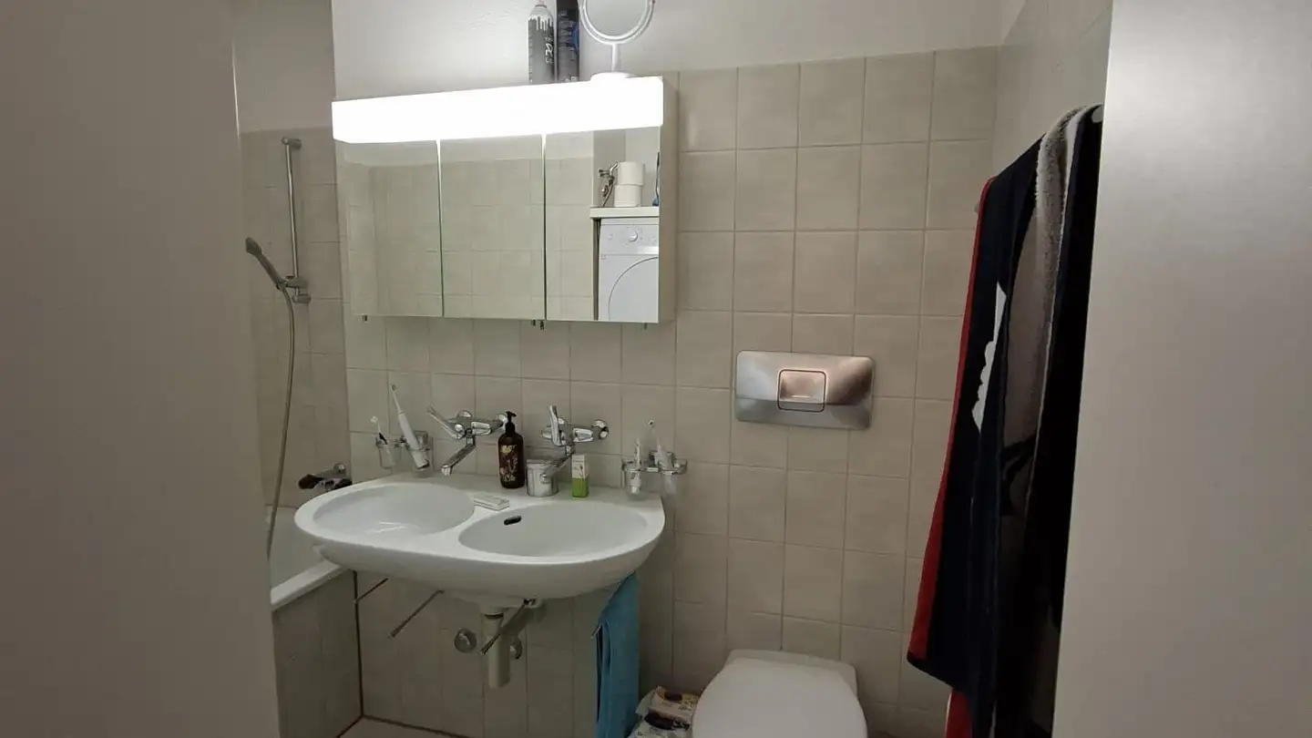 Attic flat for rent - Hüeblistrasse 30, 8633 Wolfhausen - Photo 3