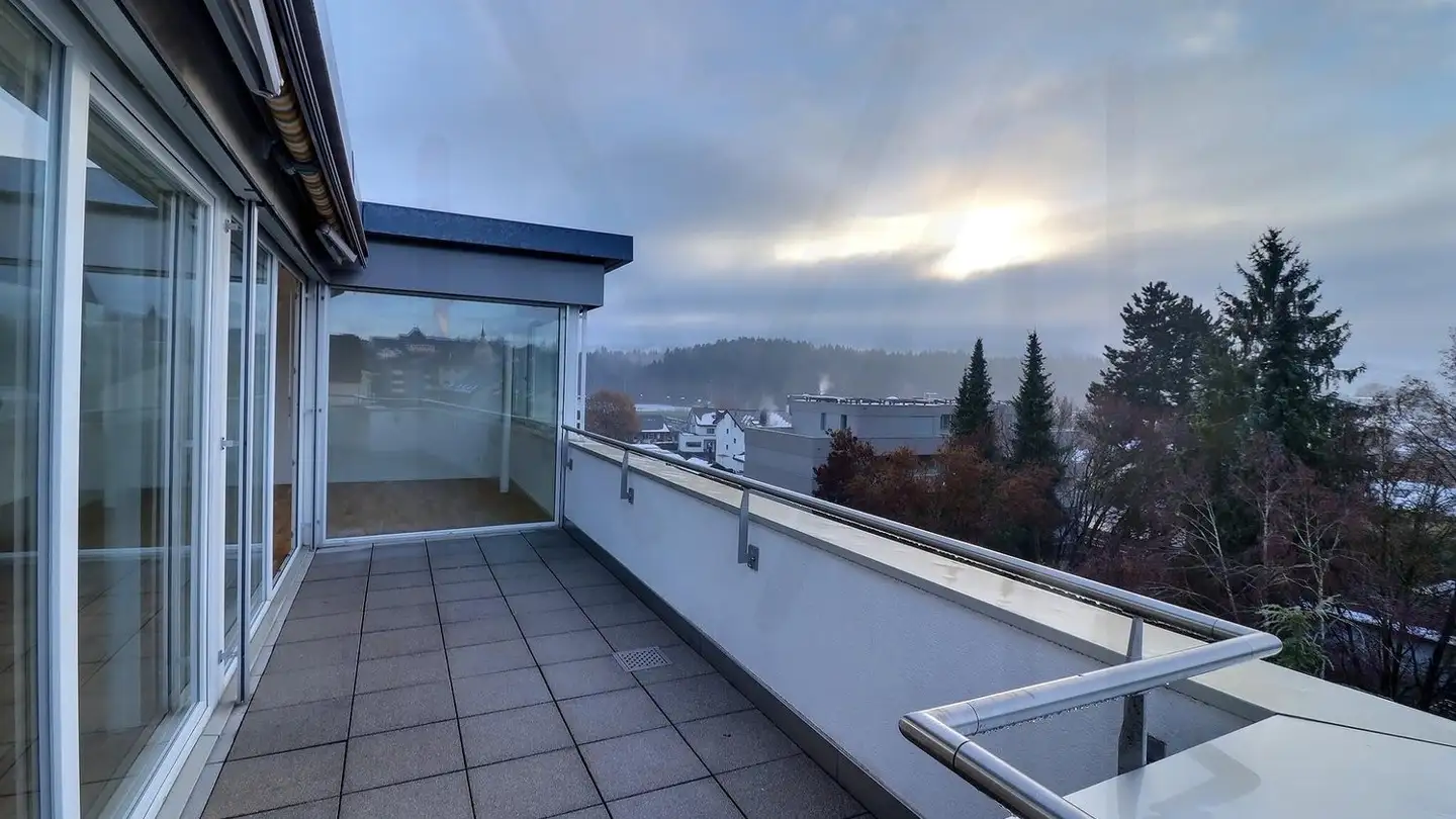 Penthouse for rent - Rue De La Berra 52, 1630 Bulle - Photo 2