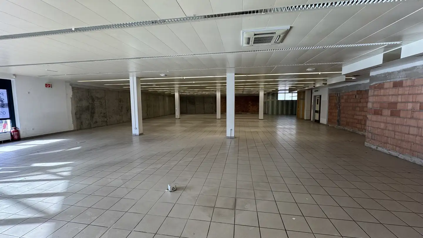 Geschäft mieten - Rue Du 23-Juin 40, 2822 Courroux - Foto 2