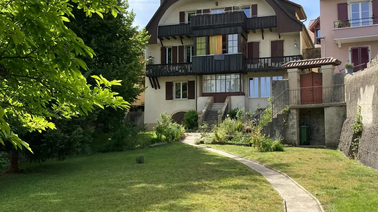 Appartamento in affitto - Rue Du Temple 27, 2024 St-Aubin-Sauges
