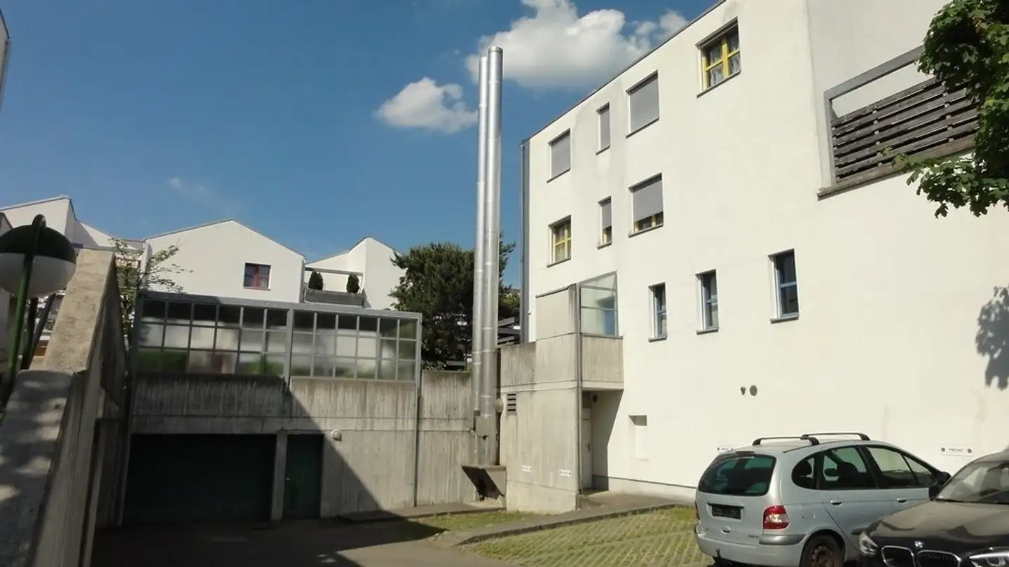 Tiefgaragenstellplatz mieten - Ackerstrasse 146, 8604 Volketswil