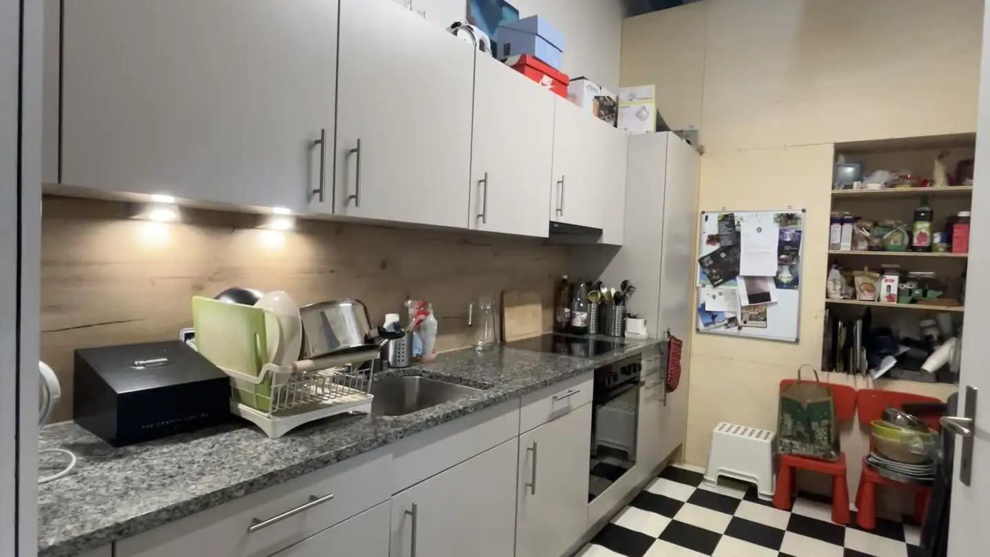 Grand magasin à louer - Neufeldstrasse 1, 3076 Worb - Photo 2