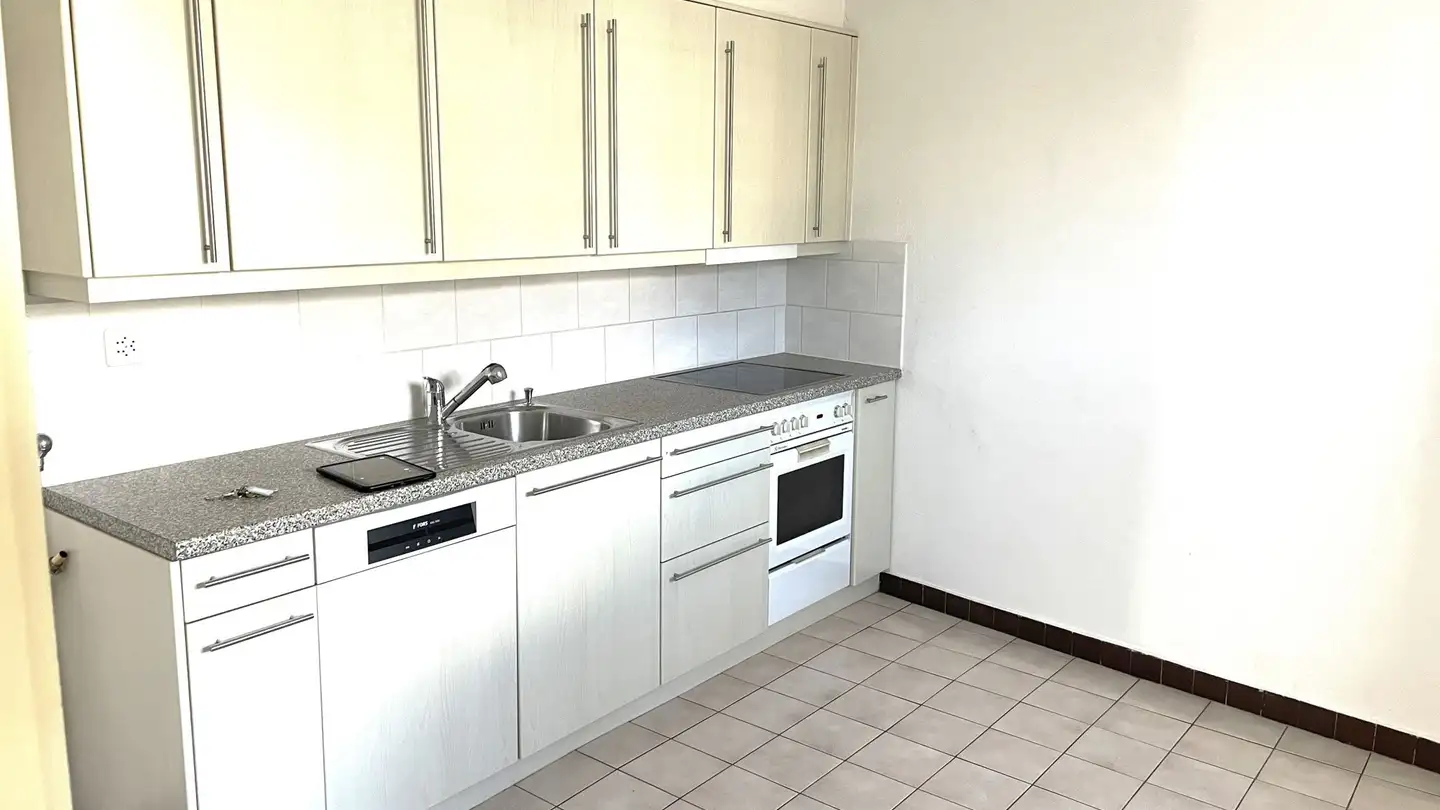Wohnung mieten - Rue Lombarde 7, 1975 St-Séverin - Foto 2