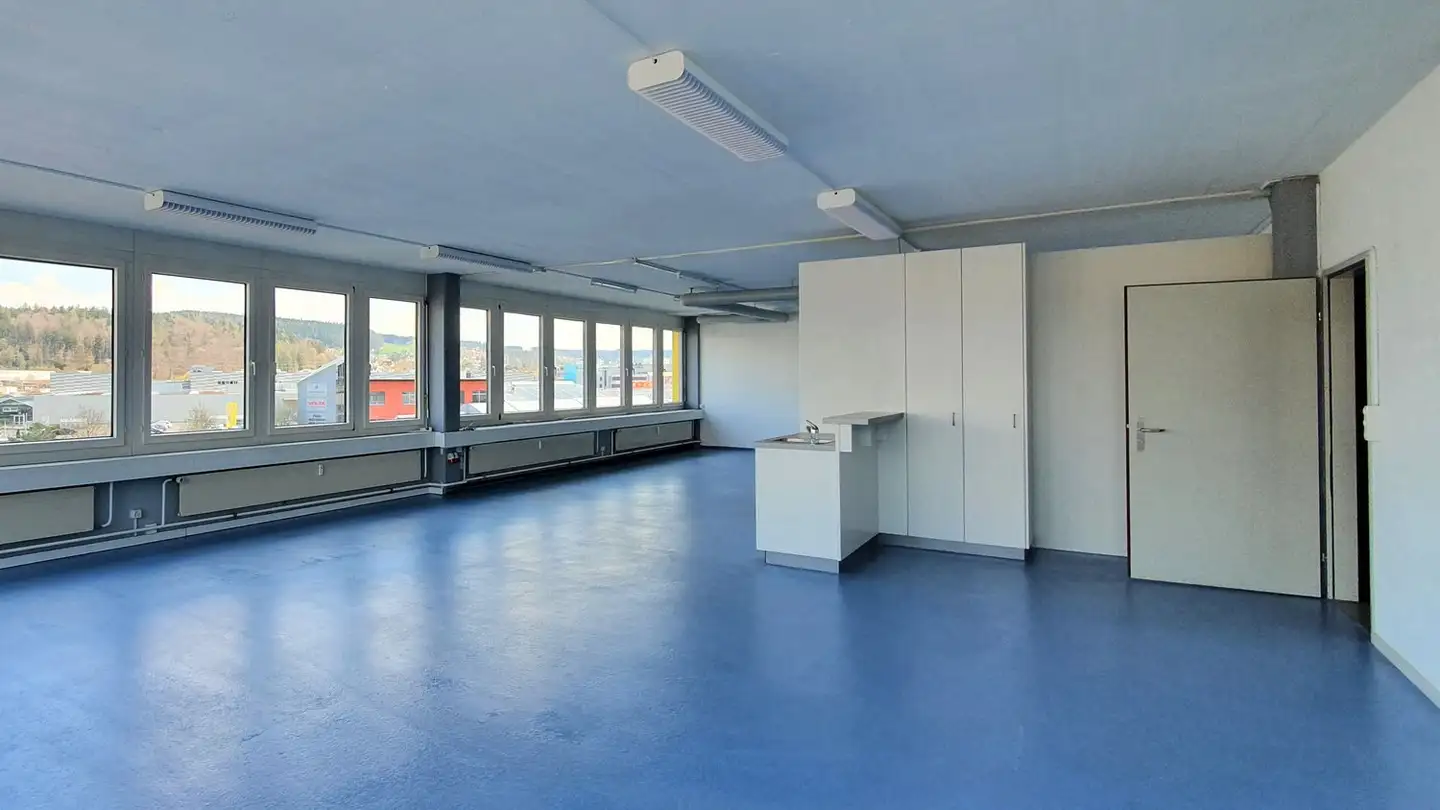 Office space for rent - Industriestrasse 26, 8404 Winterthur