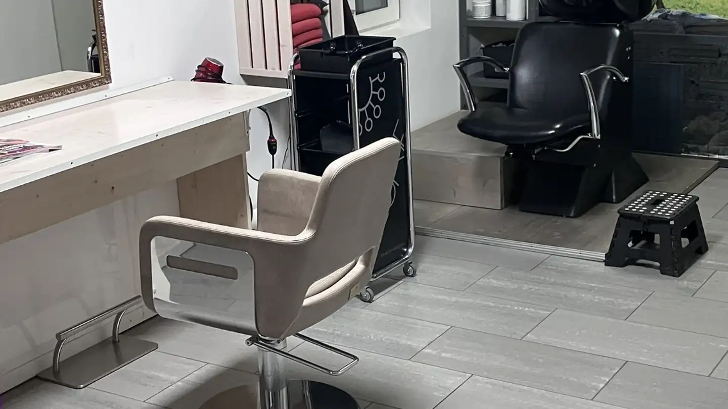 Commerciale in affitto - 8185 Winkel