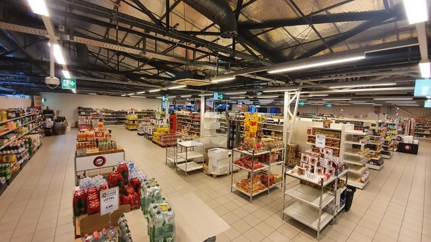 Shop for sale - 1852 Roche VD