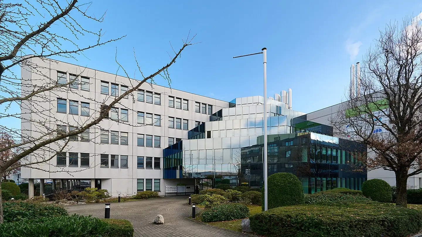 Office space for rent - Kägenstrasse 17, 4153 Reinach BL