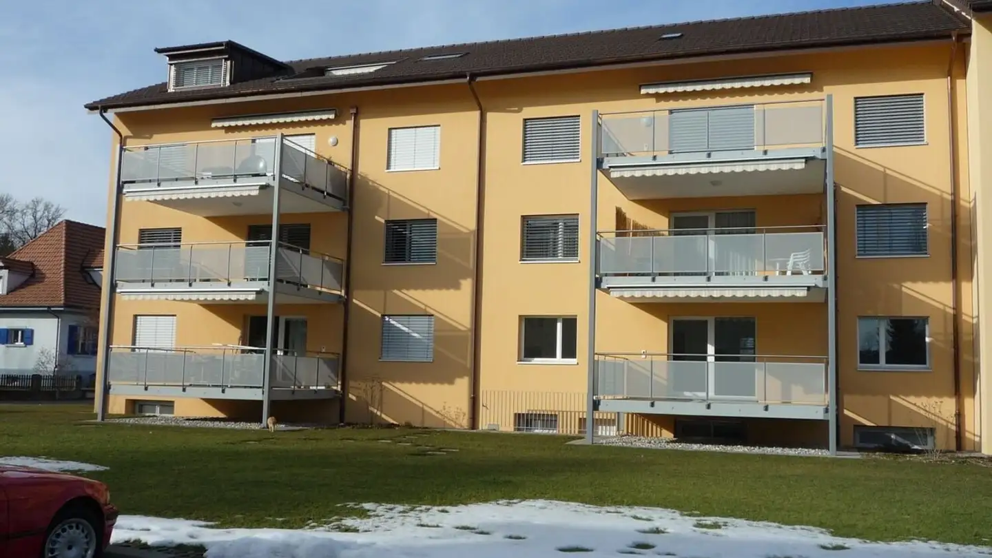 Dachgeschosswohnung mieten - J. Hochstrasserweg, 3427 Utzenstorf