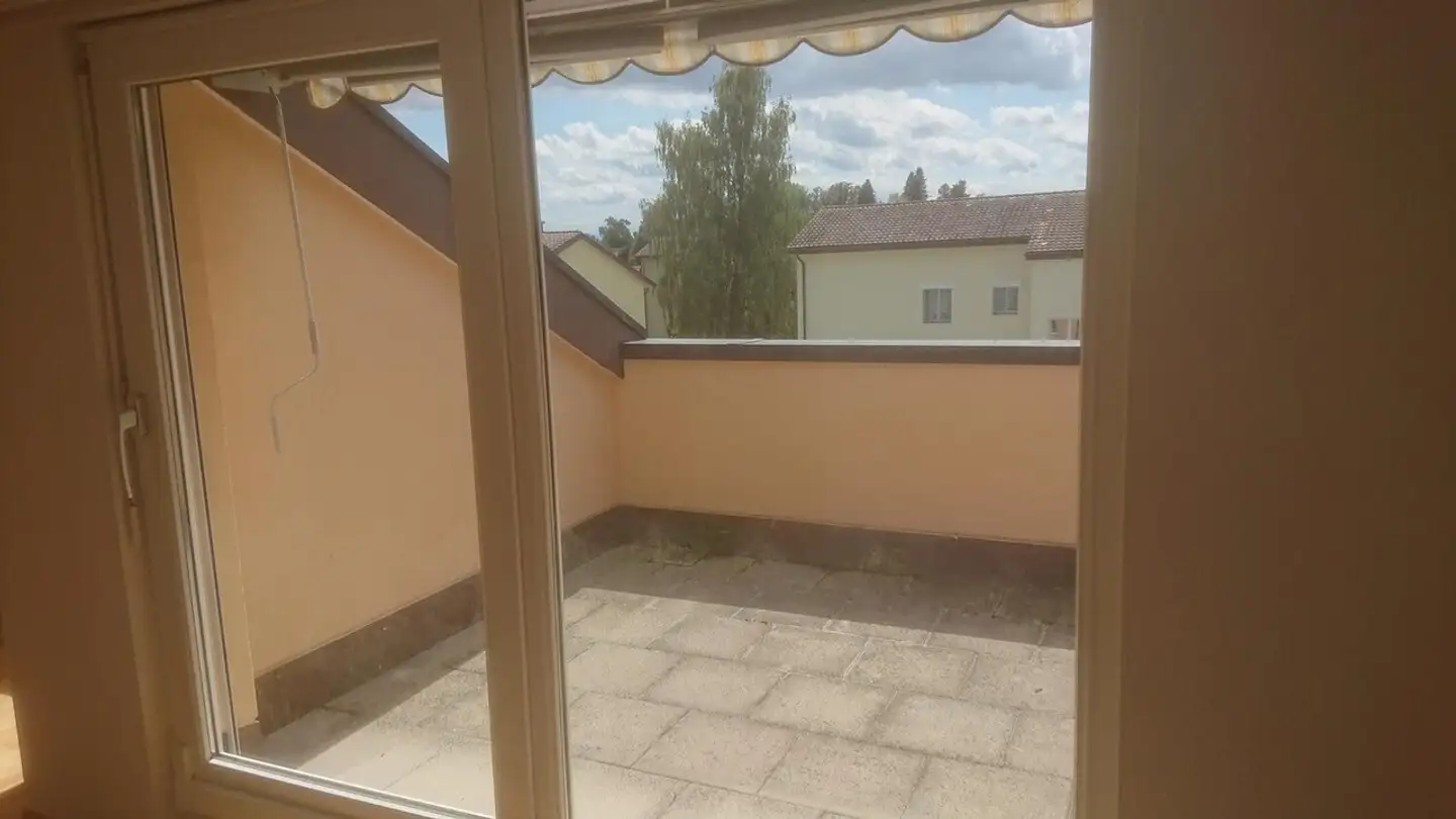 Dachgeschosswohnung mieten - J. Hochstrasserweg, 3427 Utzenstorf - Foto 3