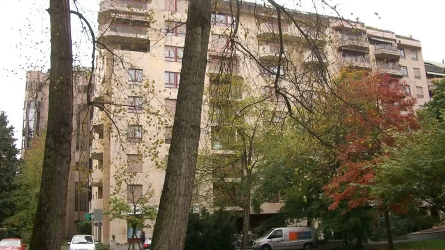 Single garage for rent - Chemin Des Clochettes 8, 1206 Genève