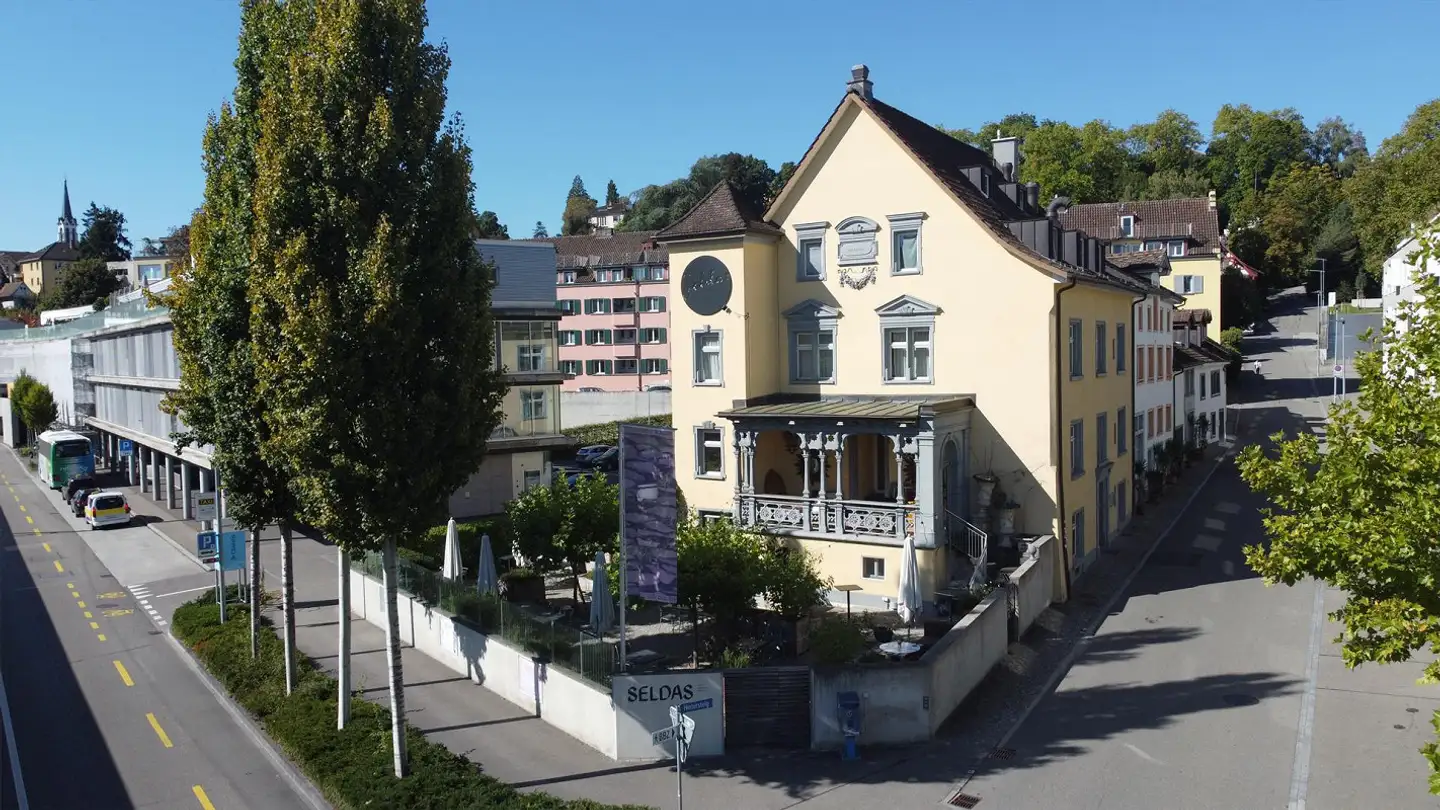 Mixed-use building for sale - Hintersteig 1, 8200 Schaffhausen