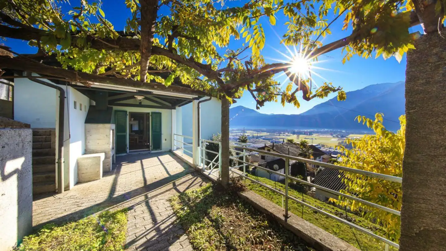 Einfamilienhaus kaufen - Via Collina 48, 6595 Riazzino