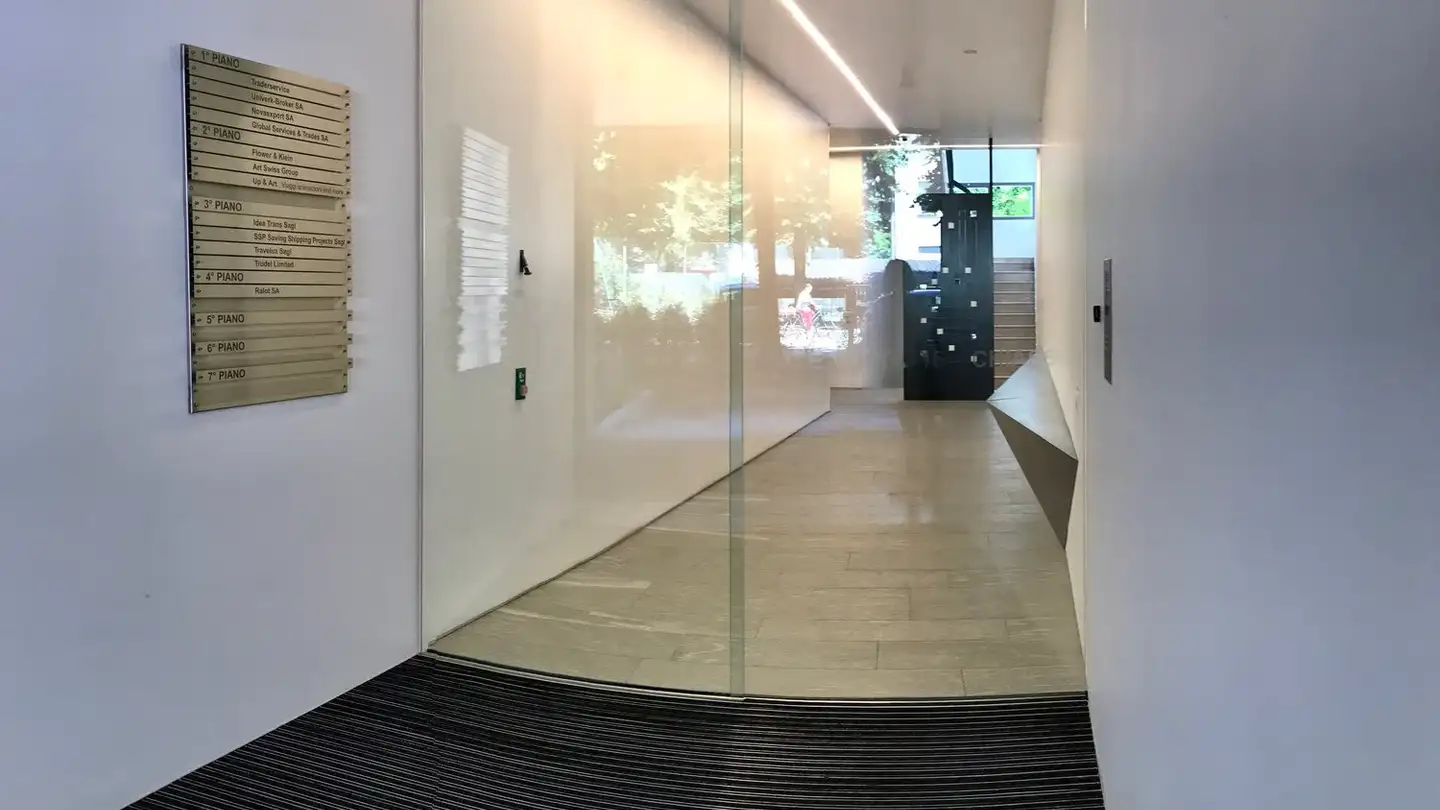Bürofläche mieten - Viale Alessandro Volta, 6830 Chiasso - Foto 2