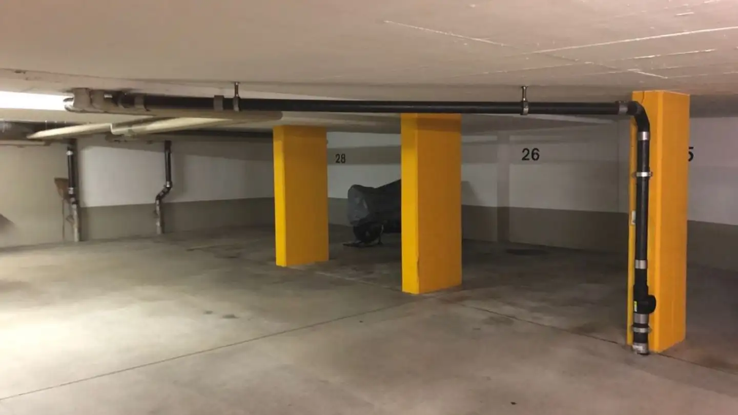 Parcheggio sotterraneo in affitto - Zürichstrasse 40, 8413 Neftenbach