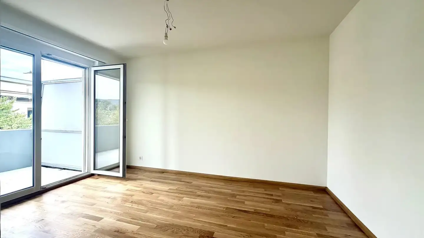 Attic flat for rent - Fiechtenweg 29, 4153 Reinach BL - Photo 2
