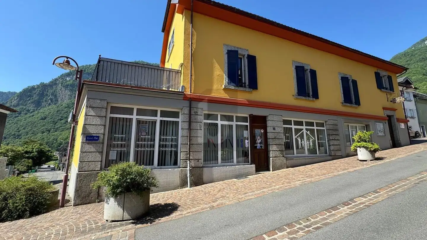 Office space for rent - 1896 Miex