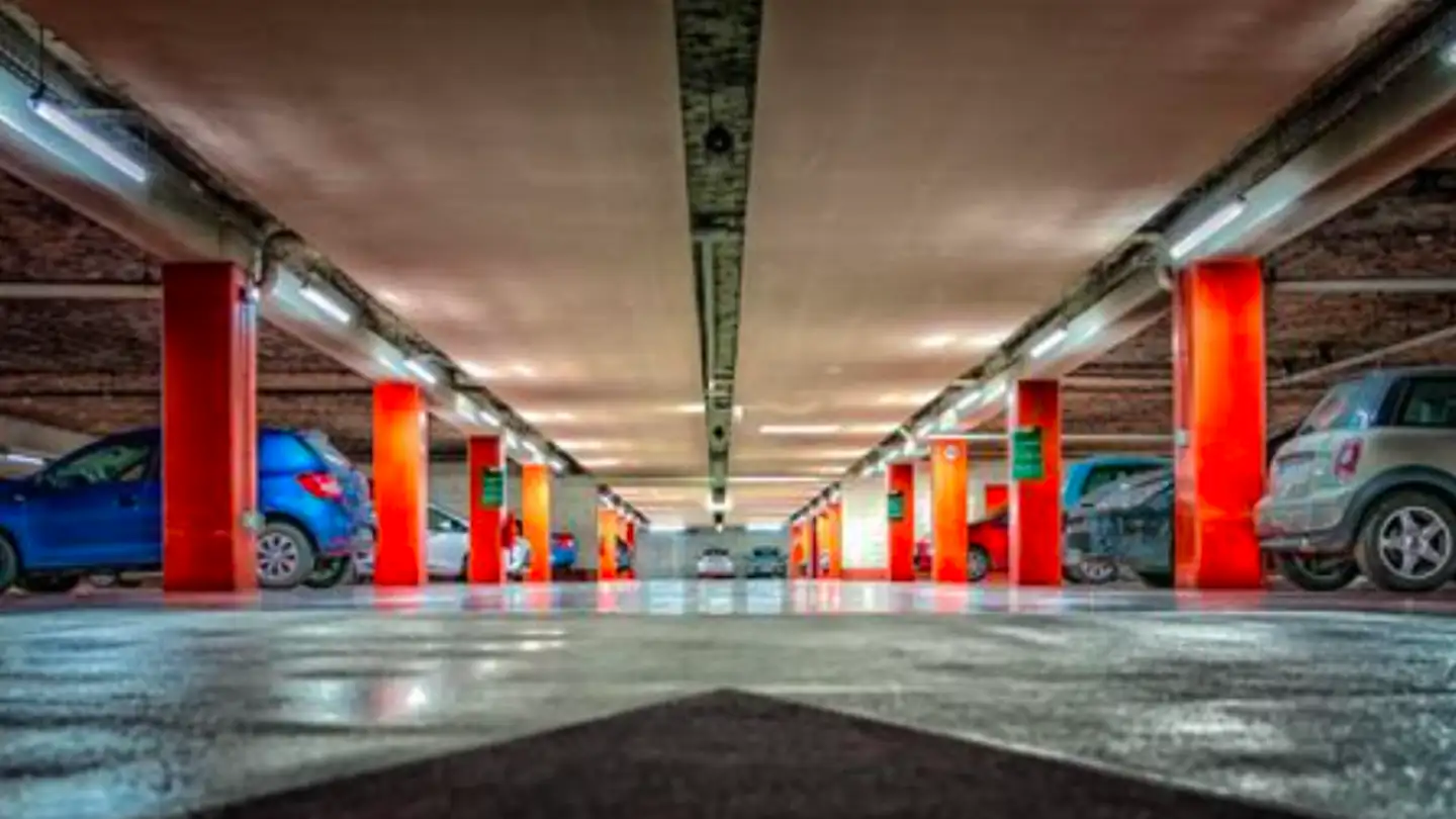 Einzelgarage mieten - Zelglistrasse 88, 8122 Binz