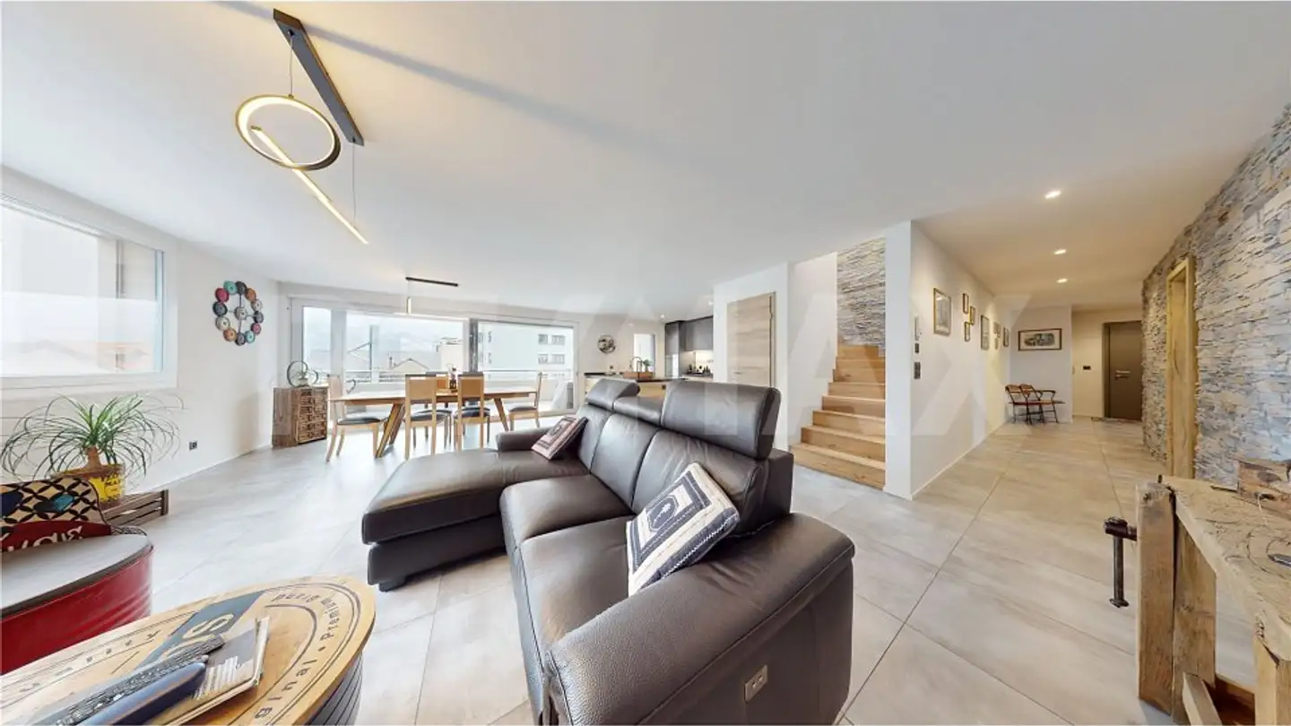 Attic flat for sale - 1636 Broc