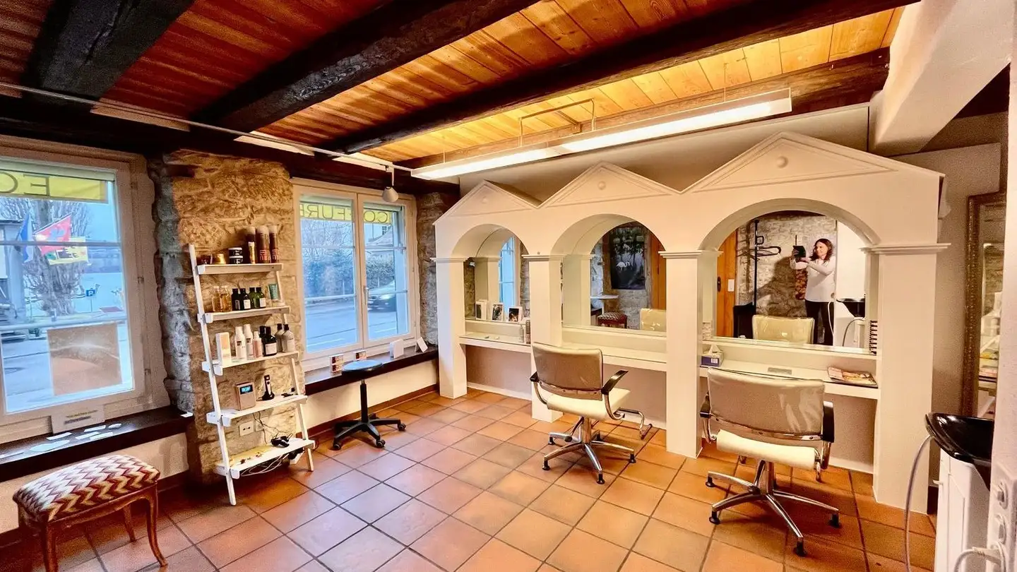 Hairdresser for rent - Seestrasse 855, 8706 Meilen - Photo 2