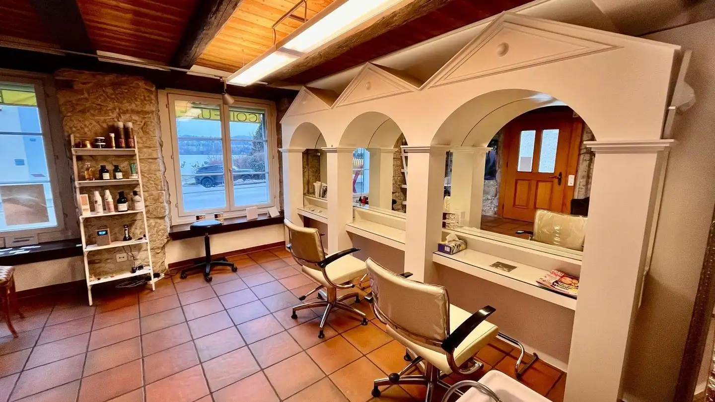 Hairdresser for rent - Seestrasse 855, 8706 Meilen - Photo 3