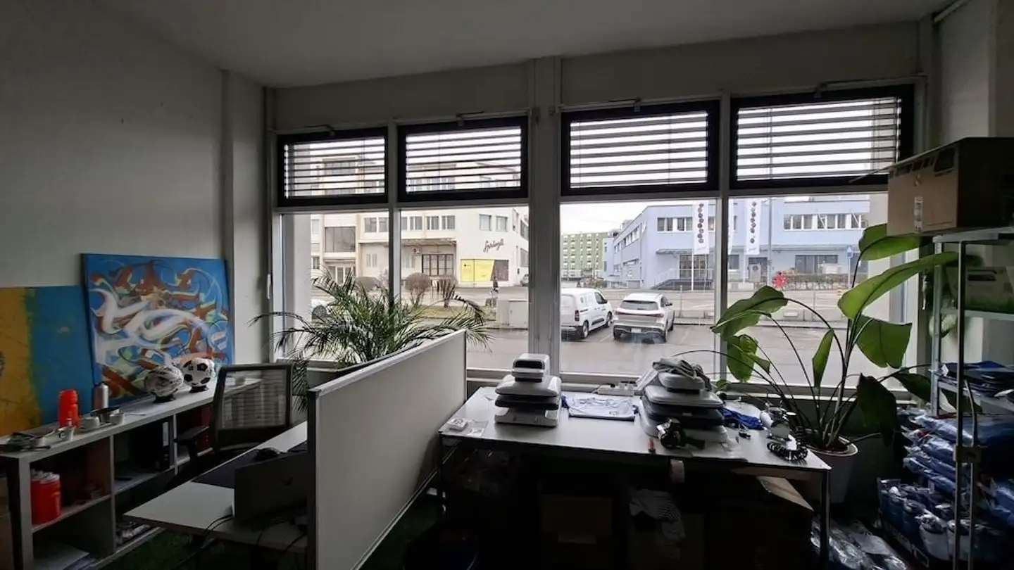 Office space for rent - Bernstrasse 90, 8953 Dietikon - Photo 2