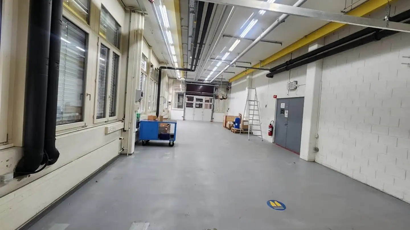 Commerciale in affitto - Rue Du Puits-Godet 20, 2000 Neuchâtel - Foto 2