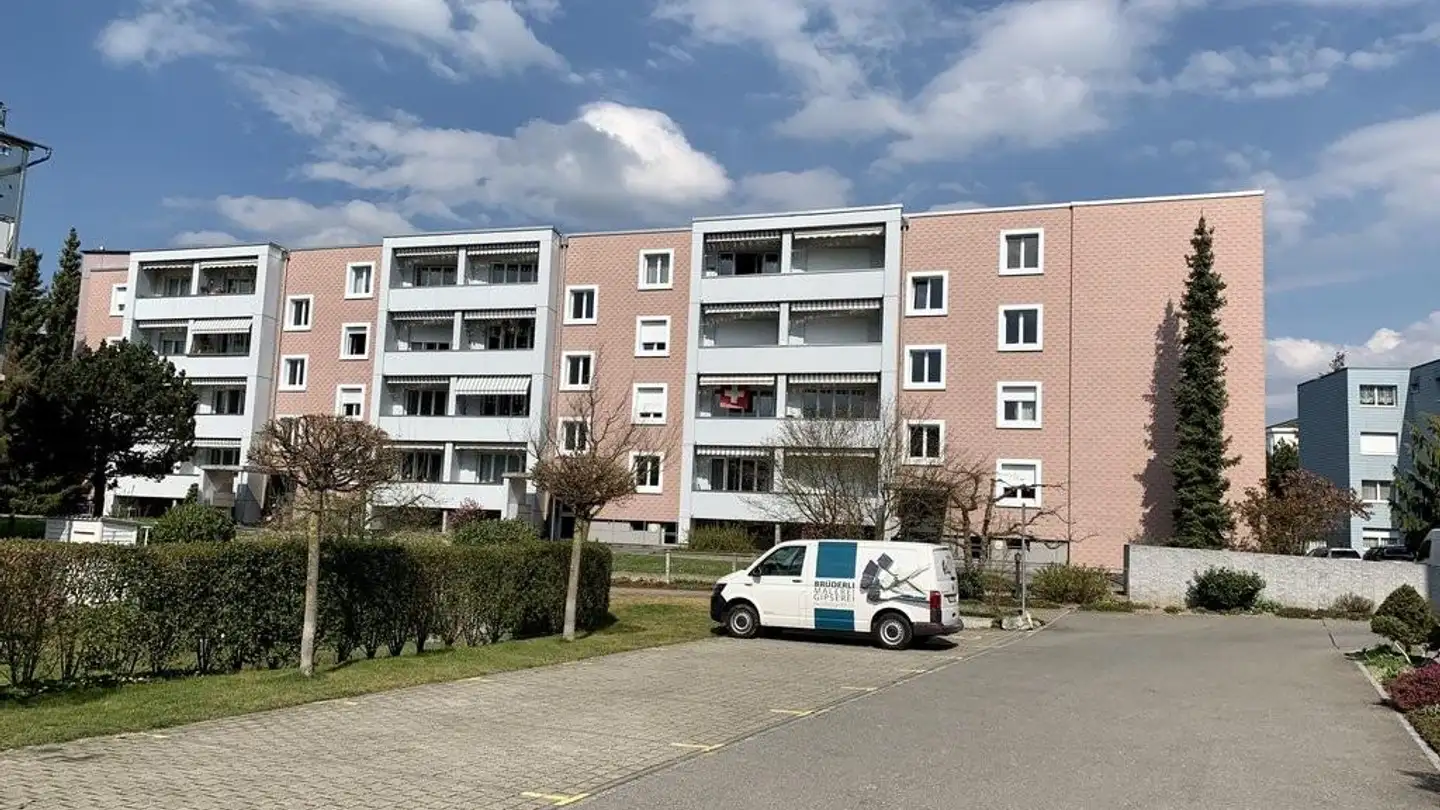 Parkplatz im Freien mieten - Turmstrasse 2, 3613 Steffisburg