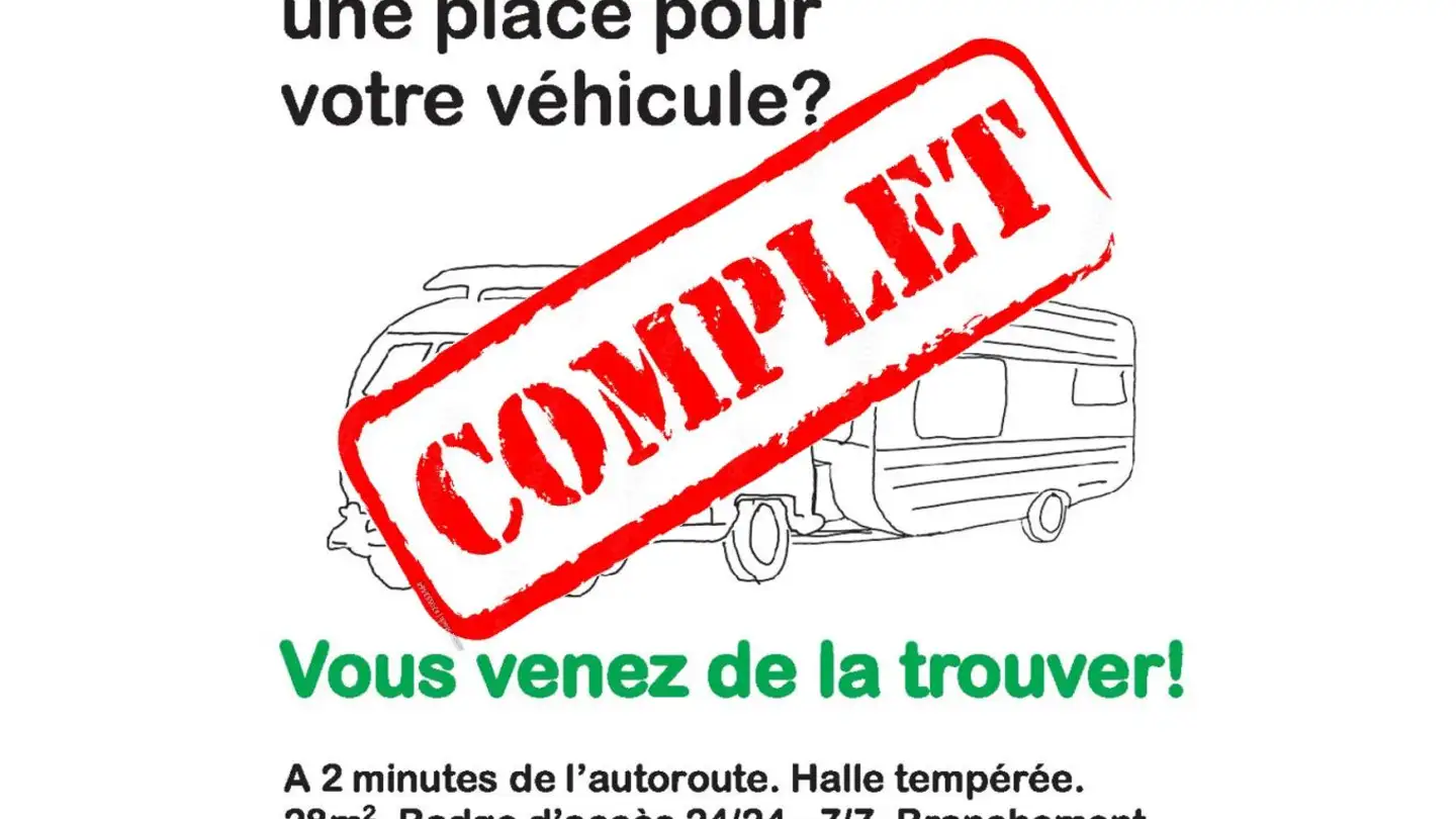 Covered parking space for rent - Rue Industrielle, 2740 Moutier
