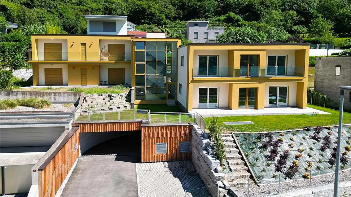 Wohnung kaufen - 6827 Brusino Arsizio