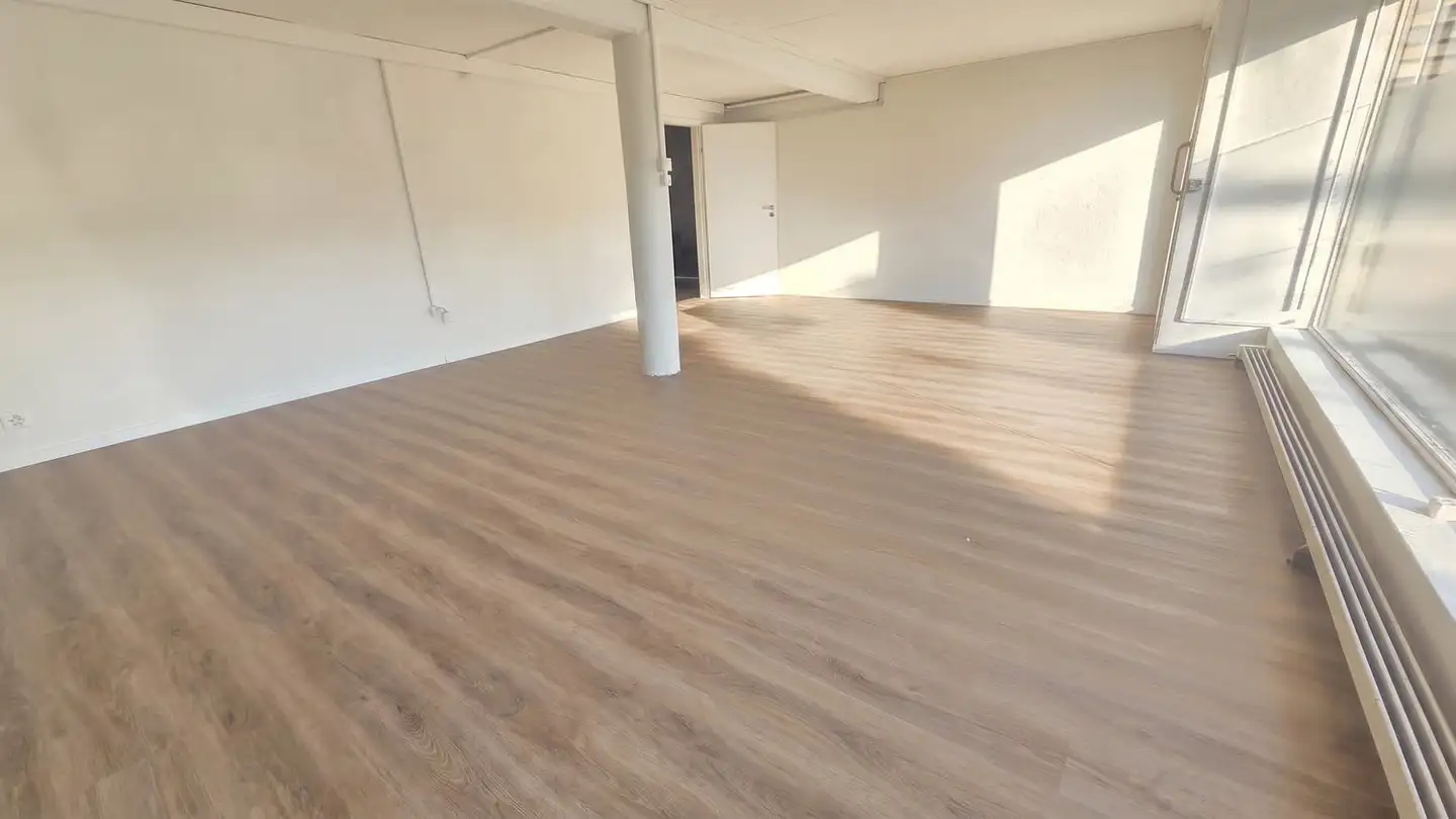Commercial for rent - Wynentalstrasse 38, 5723 Teufenthal AG