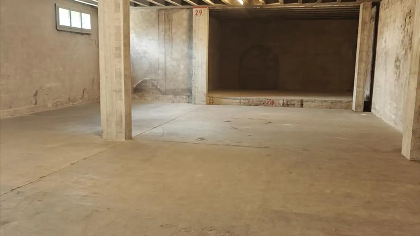 Storage space for rent - Rue De La Serre 112, 2300 La Chaux-de-Fonds - Photo 3