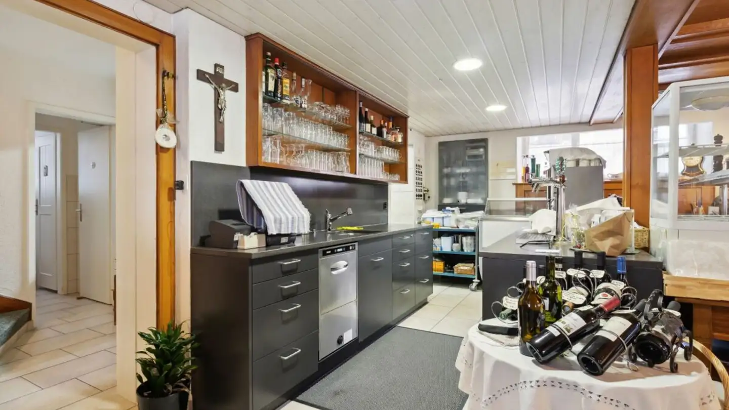 Restaurant for sale - Gempenstrasse 5, 4413 Büren SO - Photo 4