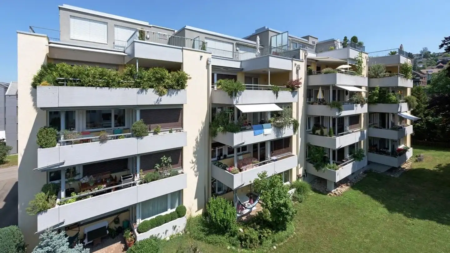 Underground parking space for rent - Poststrasse 4, 8703 Erlenbach ZH