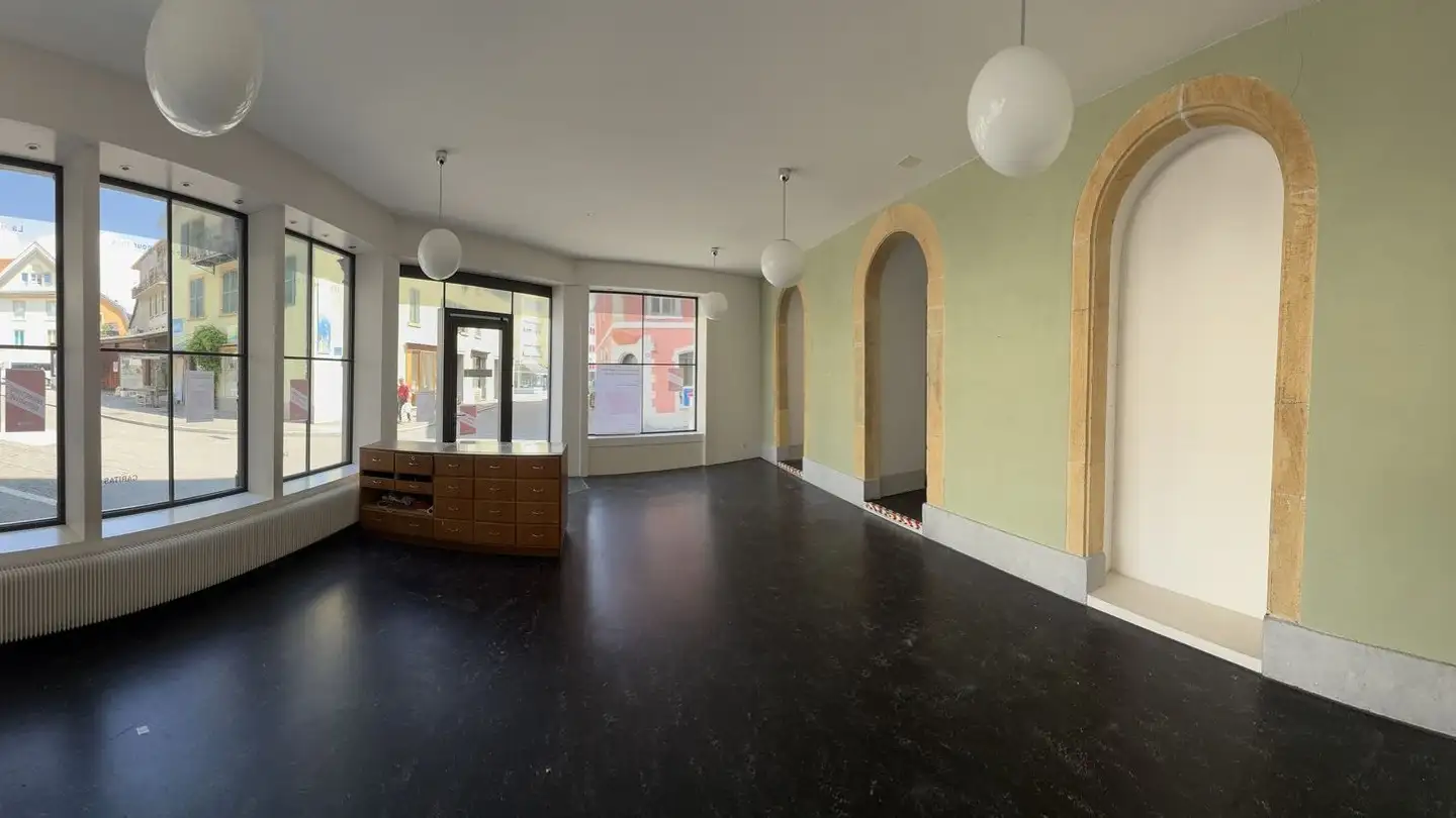 Commercial à louer - Rue Basse / Untergasse 47, 2502 Biel/Bienne