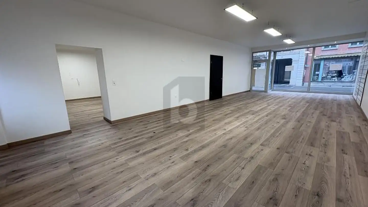 Magasin à vendre - 2610 St-Imier - Photo 3