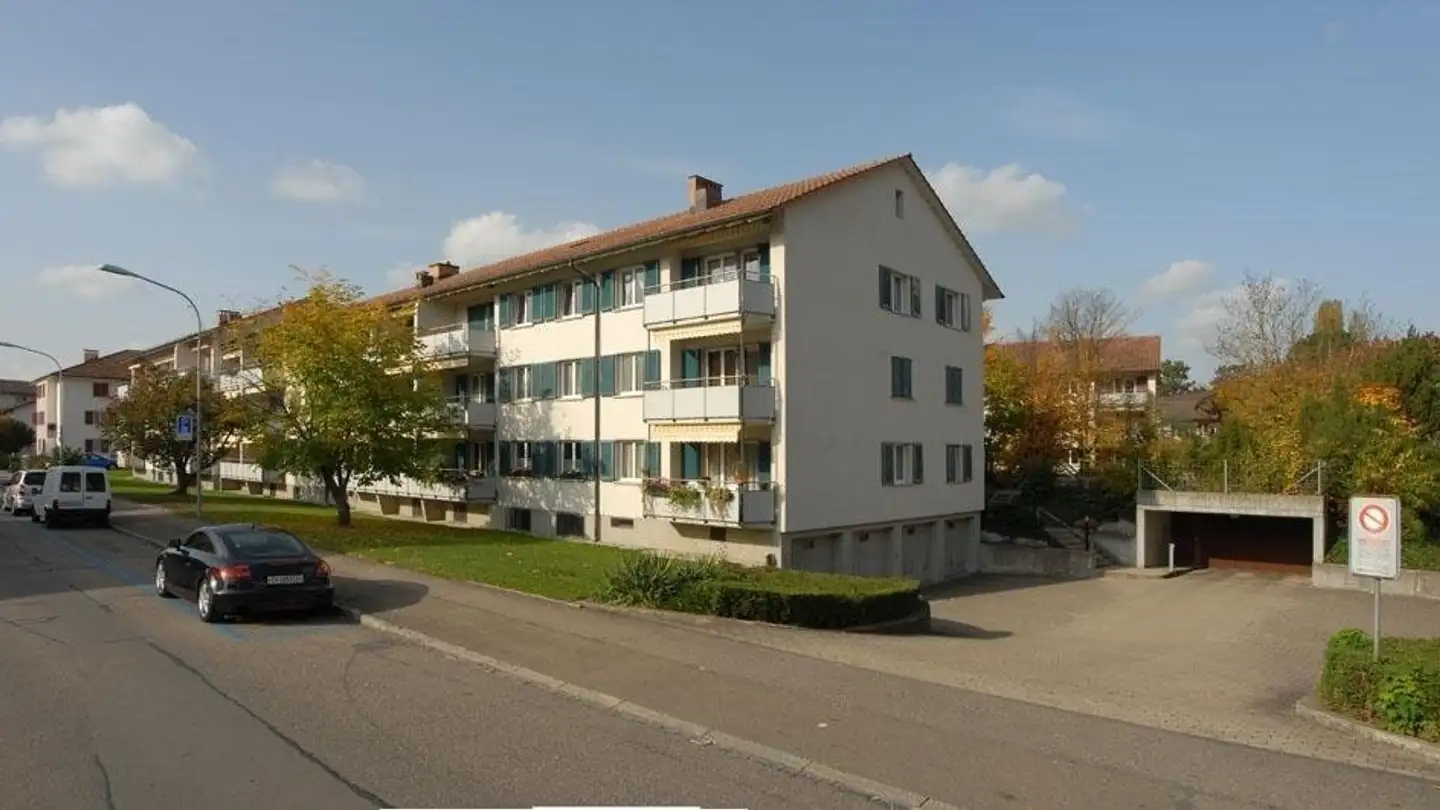 Garage singolo in affitto - Altwiesenstrasse 97, 8051 Zürich