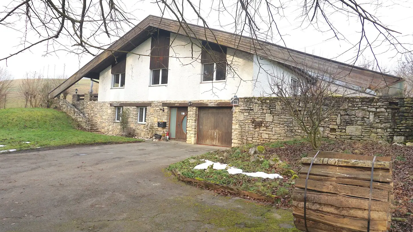 Einfamilienhaus kaufen - 2830 Courrendlin