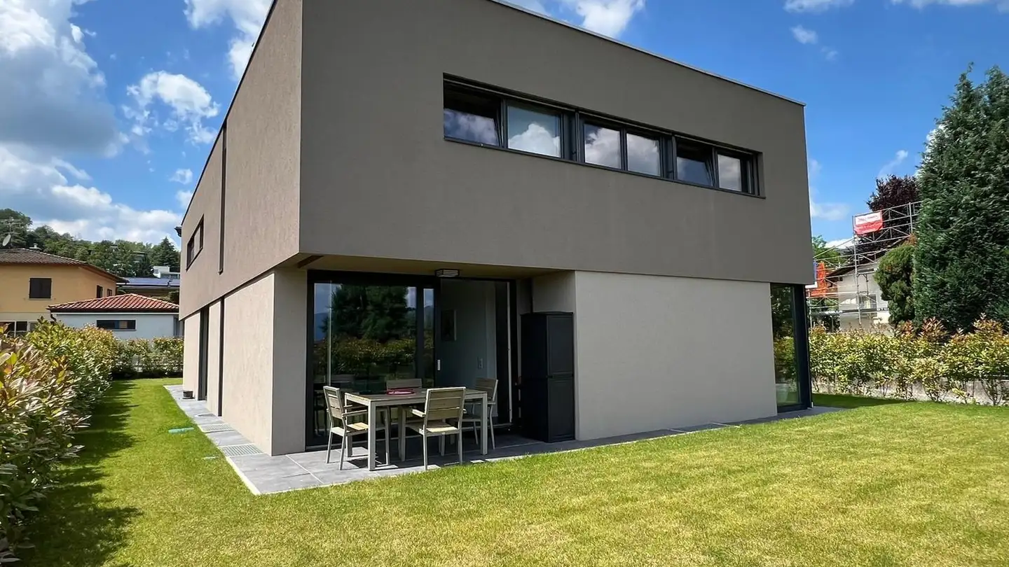 Maison jumelle à vendre - 6855 Stabio