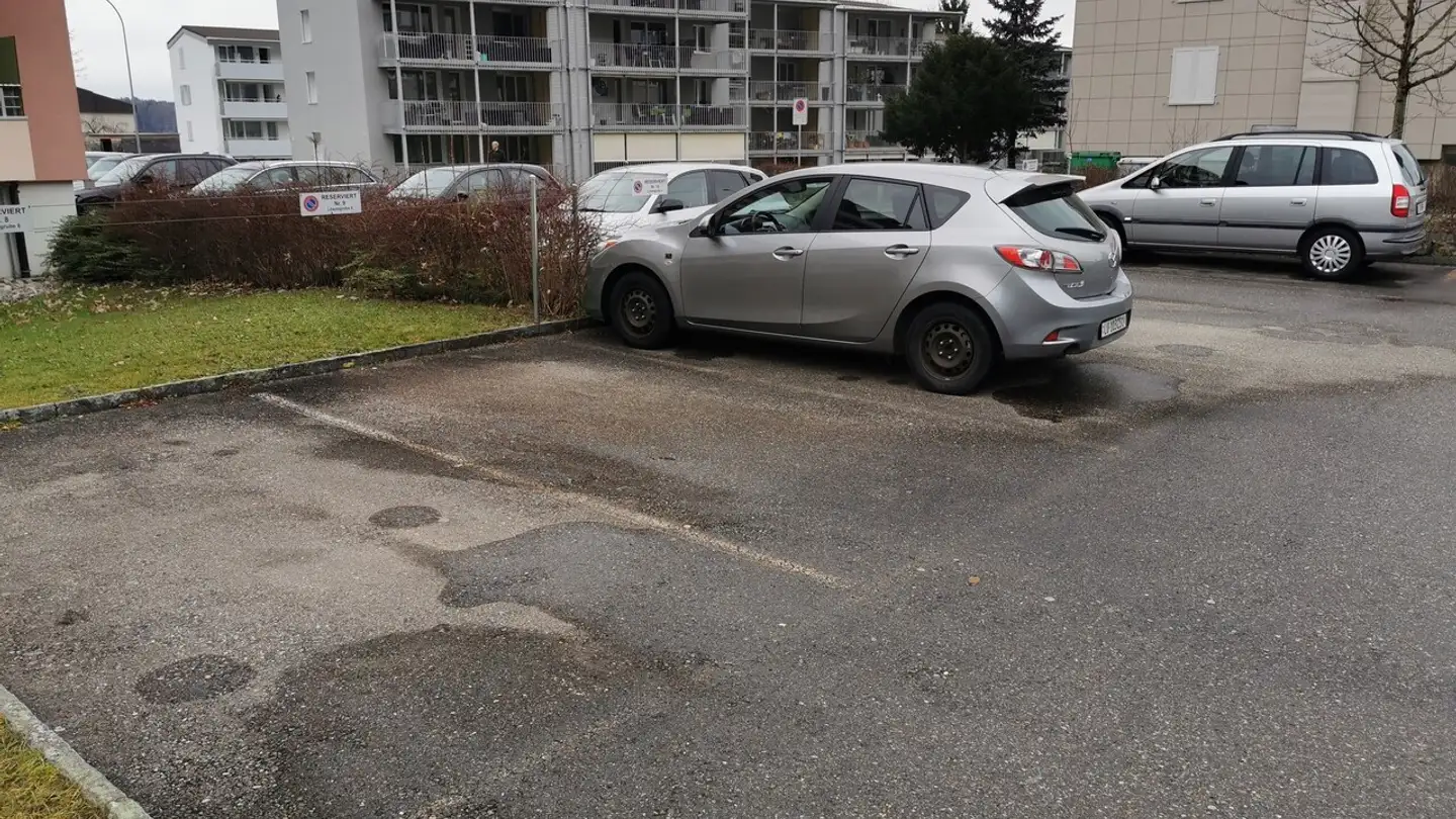 Parkplatz im Freien mieten - 6014 Luzern