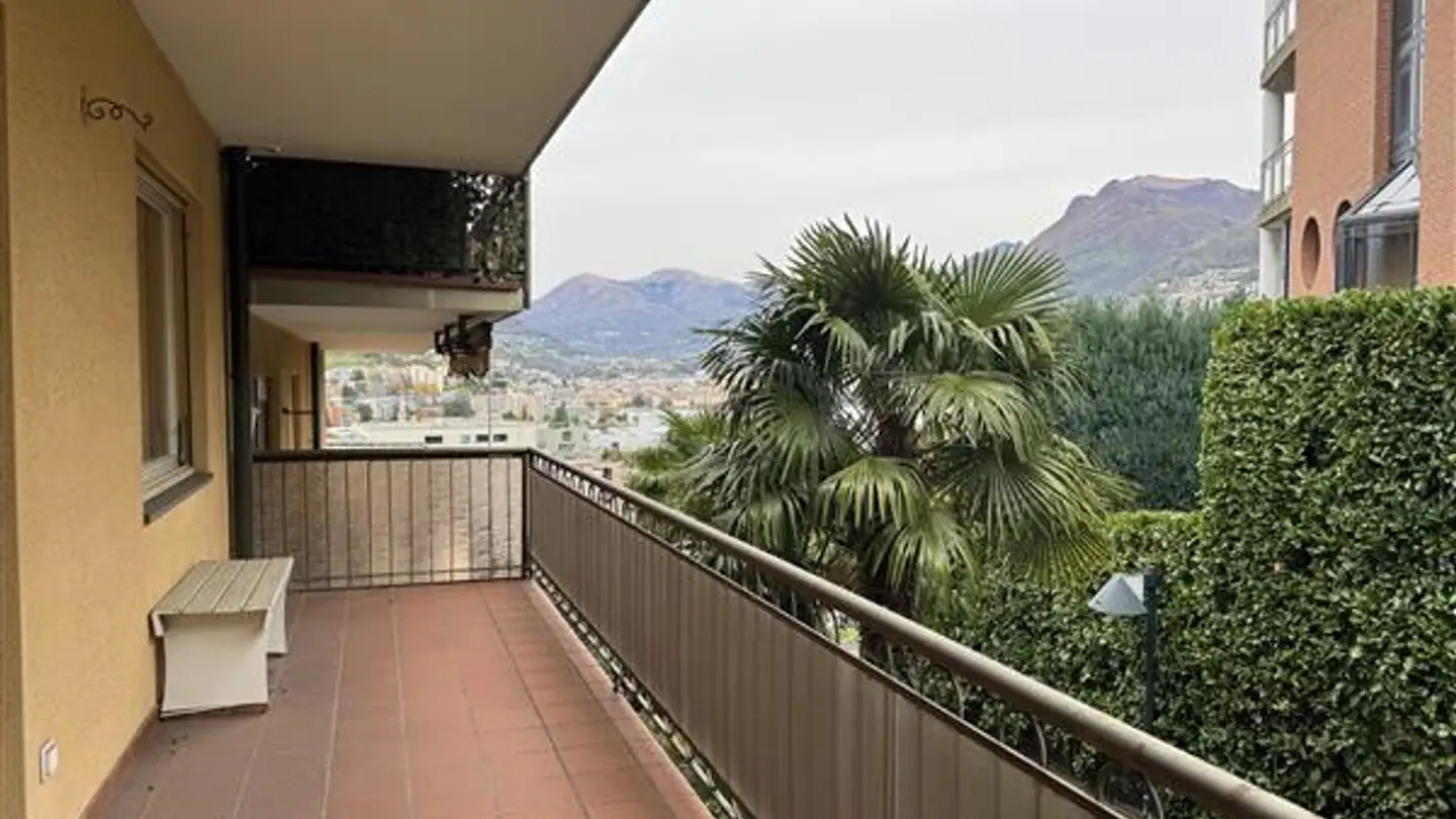 Appartement à louer - 6900 Paradiso