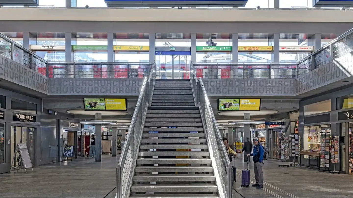 Magasin à louer - Bahnhofplatz 3, 7000 Chur - Photo 2