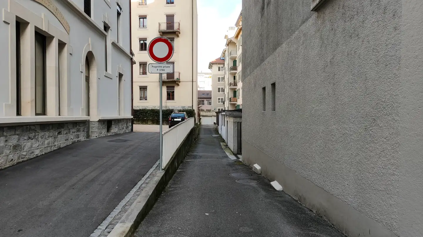 Single garage for rent - Rue De Saint-Jean 13, 1203 Genève - Photo 4