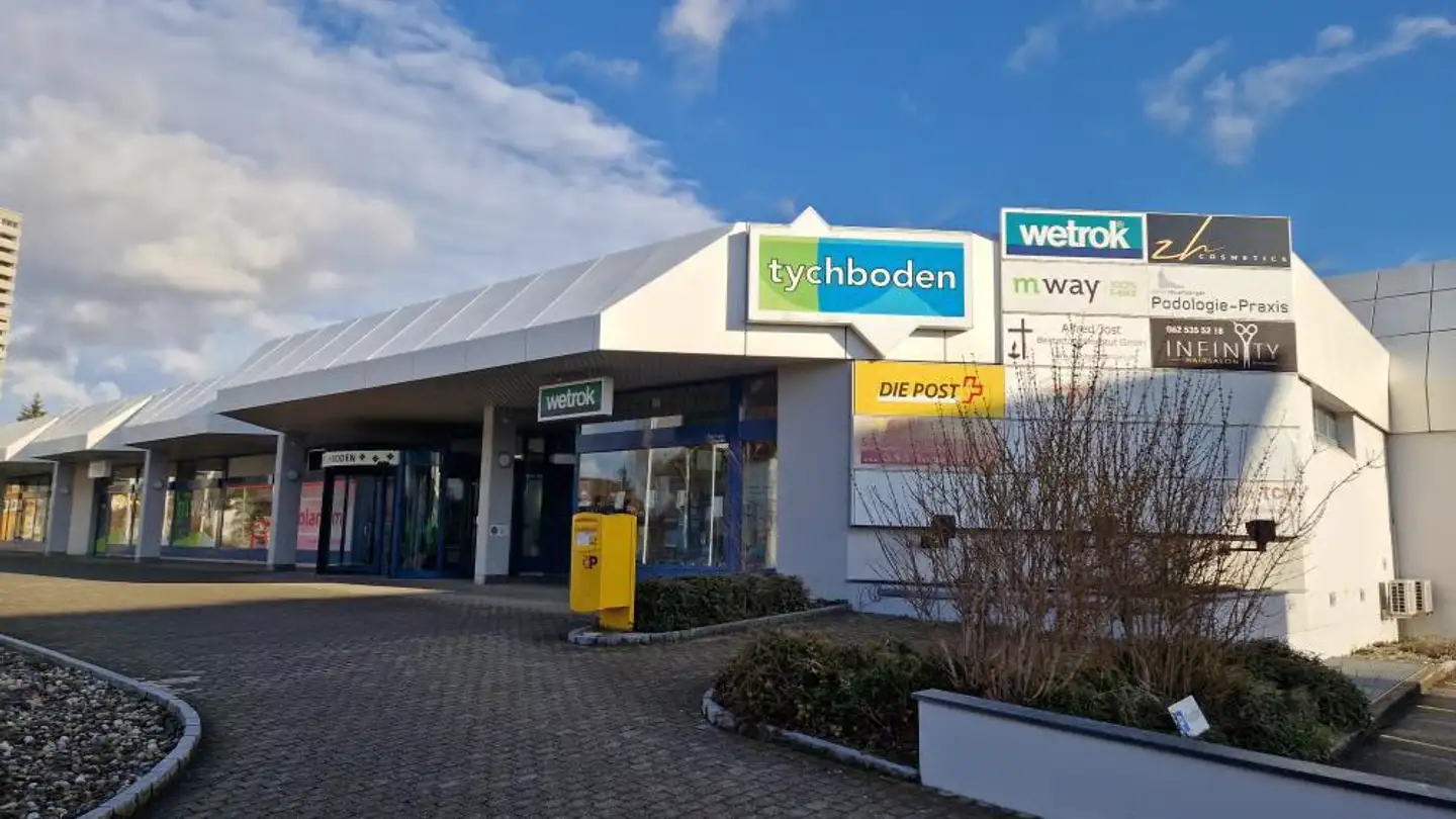 Magasin à louer - Parkweg 2, 4665 Oftringen