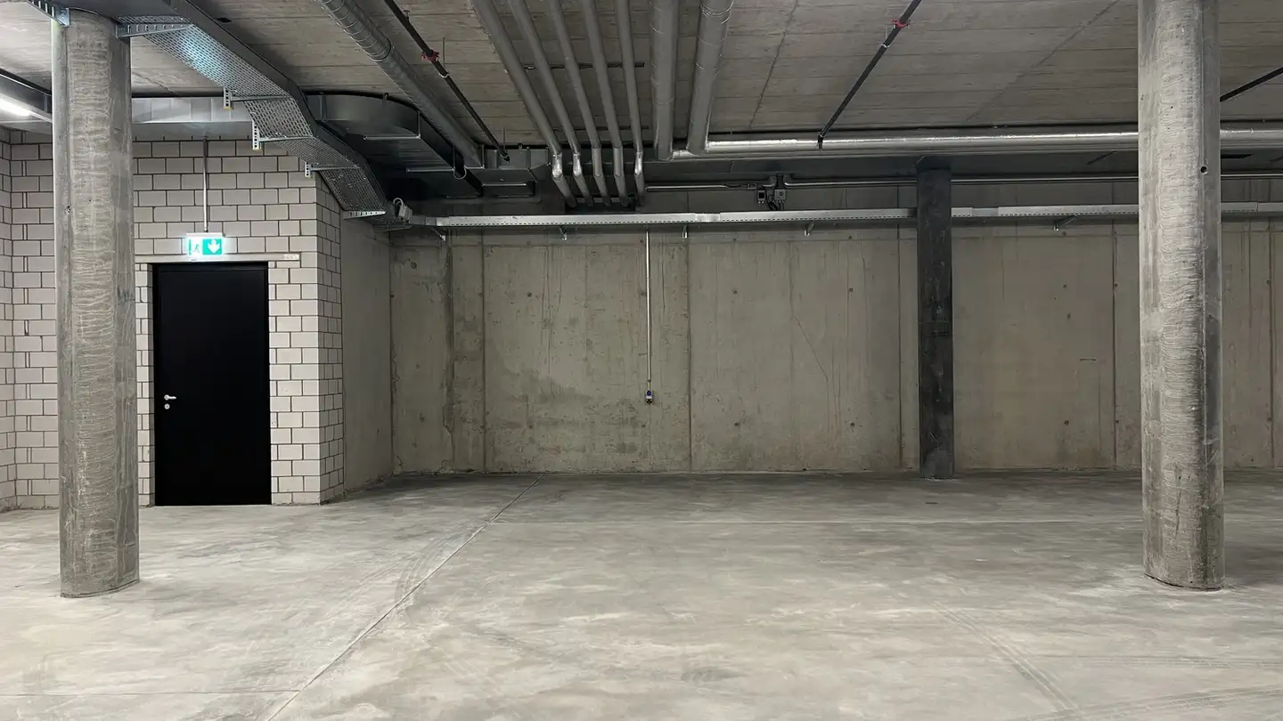 Garage singolo in affitto - St. Gallerstrasse 2, 8352 Elsau - Foto 4