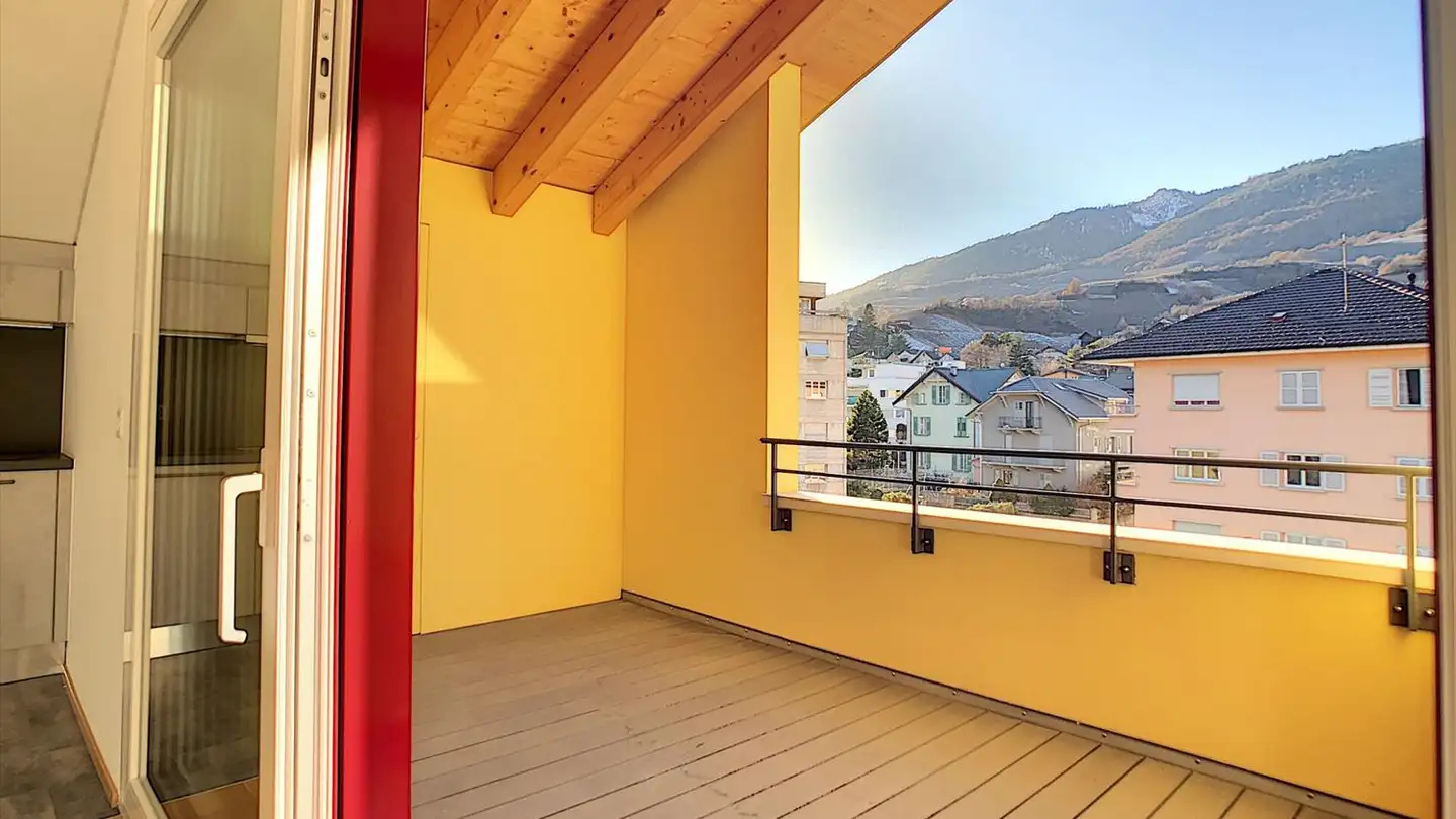 Penthouse for rent - Rue De Villa 2, 3960 Sierre - Photo 2