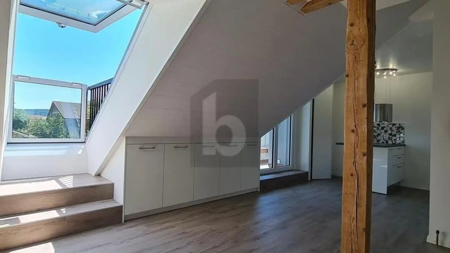 Dachgeschosswohnung mieten - Rue Des Prés / Mattenstrasse 66, 2503 Biel/Bienne